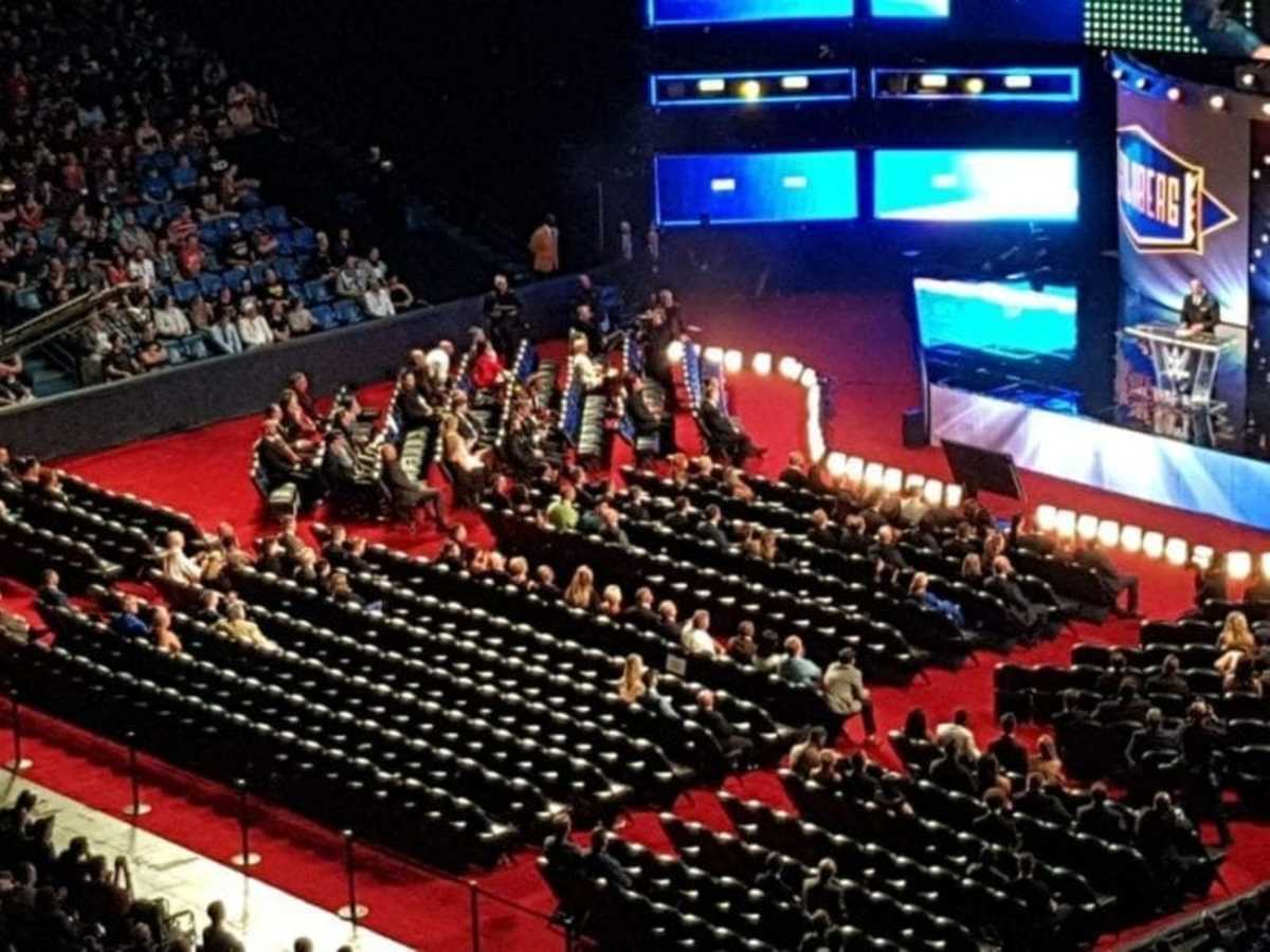 http://wrestlingnews.co/wp-content/uploads/2018/04/WWE-Hall-Of-Fame-empty-seats.jpg
