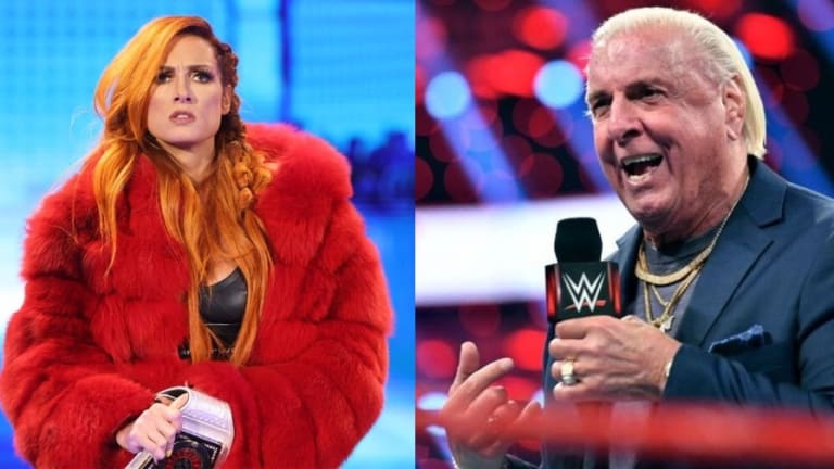 Ric Flair shook Seth Rollins' hand and apologized to Becky Lynch at WWE Raw XXX