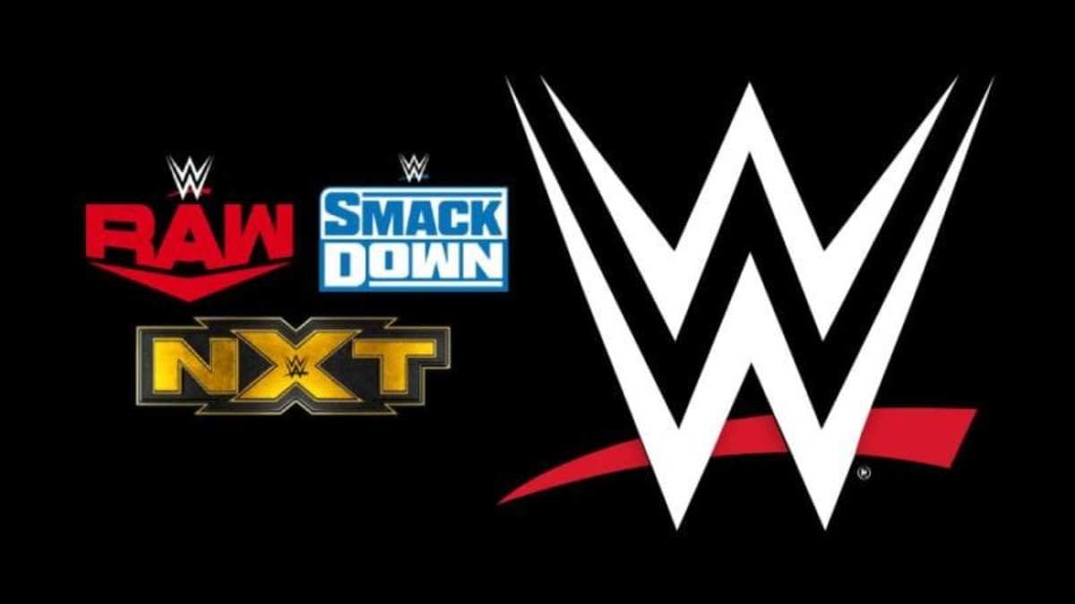 WWE Raw SmackDown NXT