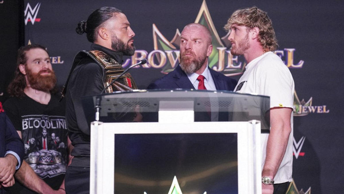 Photo of Shane Helms headed to Puerto Rico to train Logan Paul for WWE Crown Jewel match with Roman Reigns
